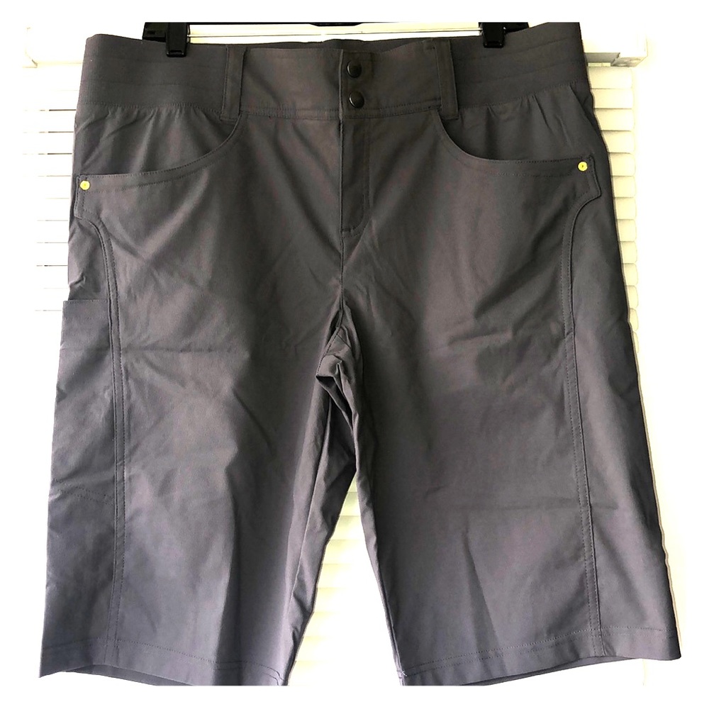 NEW! Title nine clamber shorts